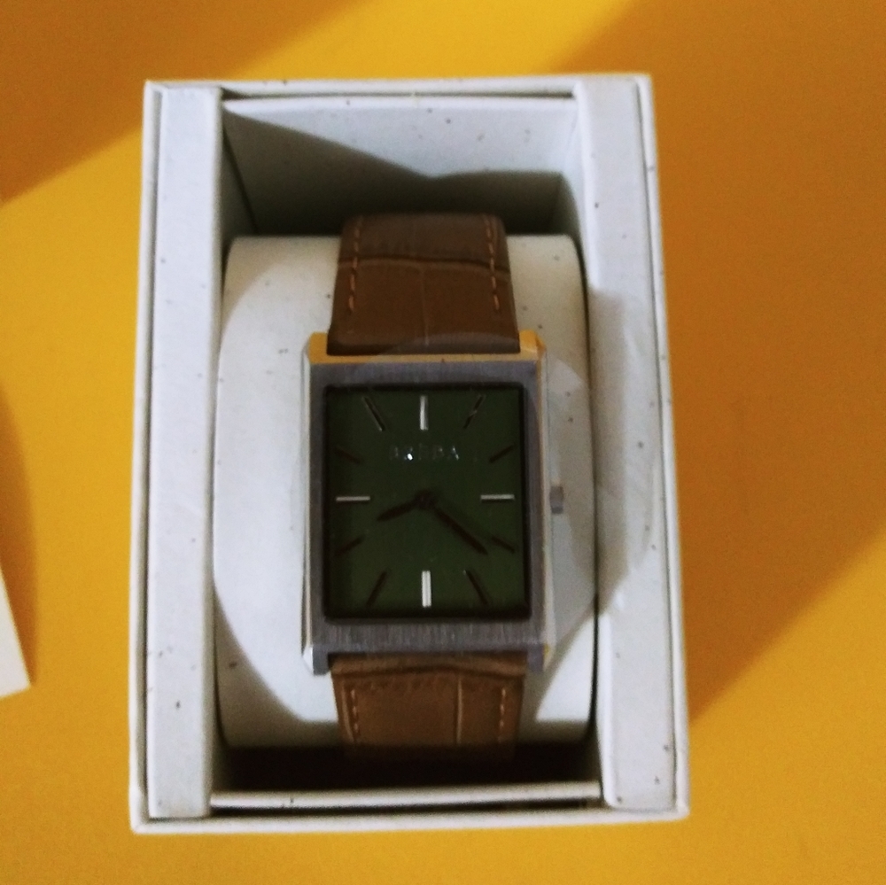 BREDA Watch - Picture 8 of 8